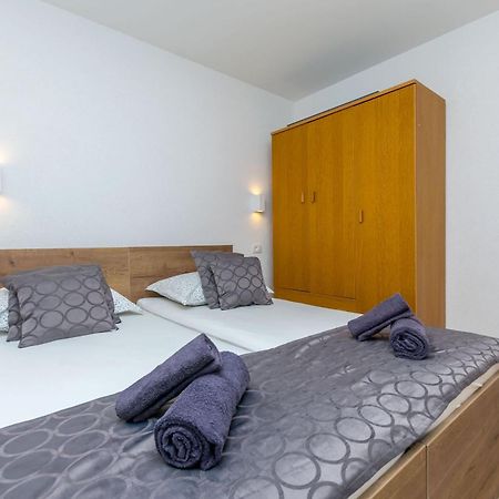 Apartments Mladen Duce Luaran gambar
