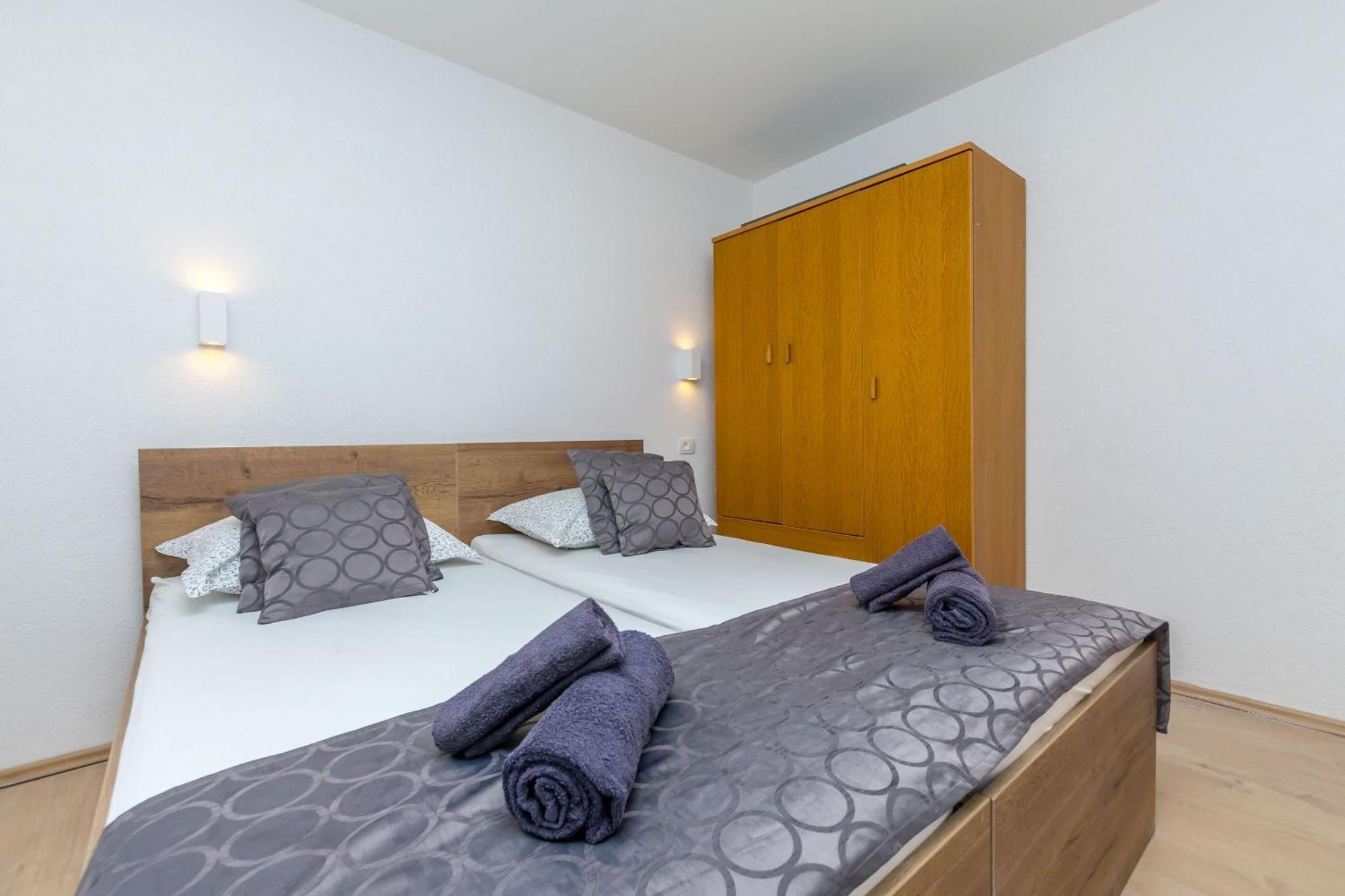 Apartments Mladen Duce Luaran gambar