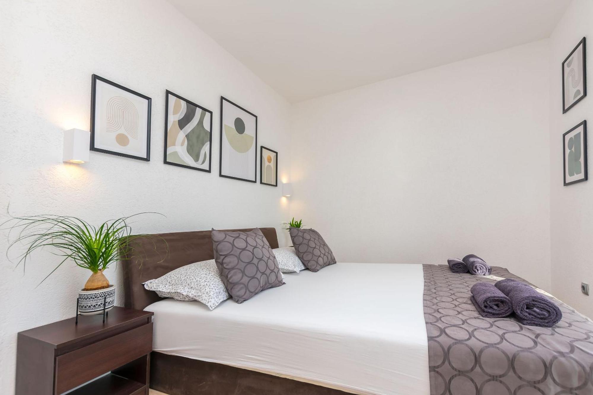 Apartments Mladen Duce Luaran gambar