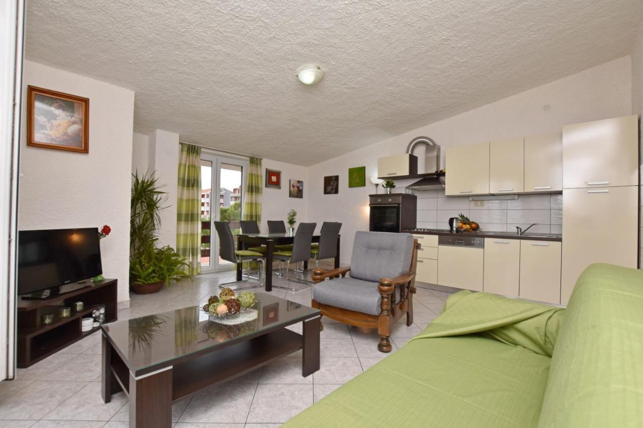 Apartments Mladen Duce Luaran gambar